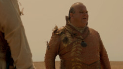 extant_GameOfThrones_2x04-GardenOfBones_3723