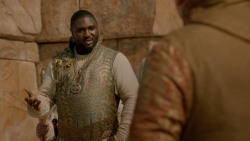 extant_GameOfThrones_2x04-GardenOfBones_3731
