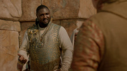 extant_GameOfThrones_2x04-GardenOfBones_3740