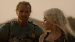 extant_GameOfThrones_2x04-GardenOfBones_3746