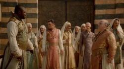 extant_GameOfThrones_2x04-GardenOfBones_3782