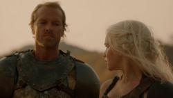 extant_GameOfThrones_2x04-GardenOfBones_3796