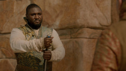 extant_GameOfThrones_2x04-GardenOfBones_3800