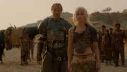 extant_GameOfThrones_2x04-GardenOfBones_3829