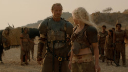 extant_GameOfThrones_2x04-GardenOfBones_3833