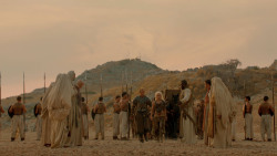 extant_GameOfThrones_2x04-GardenOfBones_3861