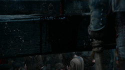 extant_GameOfThrones_2x04-GardenOfBones_3894