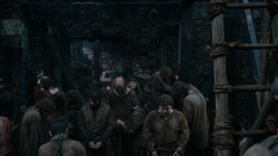 extant_GameOfThrones_2x04-GardenOfBones_3901