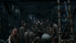 extant_GameOfThrones_2x04-GardenOfBones_3906