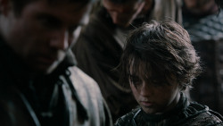 extant_GameOfThrones_2x04-GardenOfBones_3911