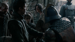 extant_GameOfThrones_2x04-GardenOfBones_3927
