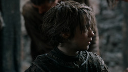 extant_GameOfThrones_2x04-GardenOfBones_3934