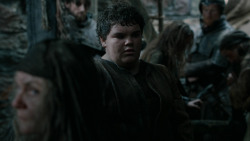 extant_GameOfThrones_2x04-GardenOfBones_3952
