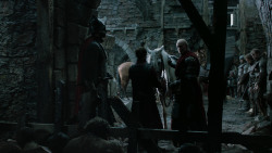 extant_GameOfThrones_2x04-GardenOfBones_4021