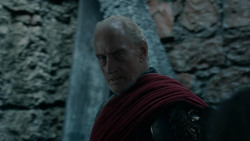 extant_GameOfThrones_2x04-GardenOfBones_4038