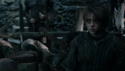 extant_GameOfThrones_2x04-GardenOfBones_4040