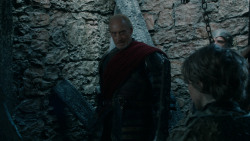 extant_GameOfThrones_2x04-GardenOfBones_4041