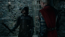extant_GameOfThrones_2x04-GardenOfBones_4045