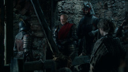 extant_GameOfThrones_2x04-GardenOfBones_4056