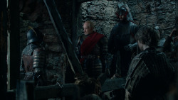 extant_GameOfThrones_2x04-GardenOfBones_4059