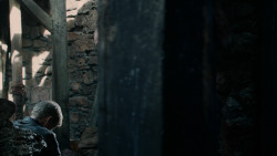 extant_GameOfThrones_2x04-GardenOfBones_4071