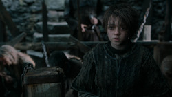 extant_GameOfThrones_2x04-GardenOfBones_4082