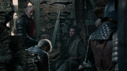 extant_GameOfThrones_2x04-GardenOfBones_4090