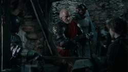 extant_GameOfThrones_2x04-GardenOfBones_4106