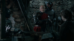 extant_GameOfThrones_2x04-GardenOfBones_4108