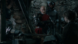 extant_GameOfThrones_2x04-GardenOfBones_4109