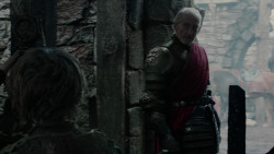 extant_GameOfThrones_2x04-GardenOfBones_4141