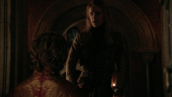 extant_GameOfThrones_2x04-GardenOfBones_4170
