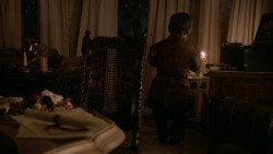 extant_GameOfThrones_2x04-GardenOfBones_4206
