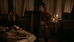 extant_GameOfThrones_2x04-GardenOfBones_4211