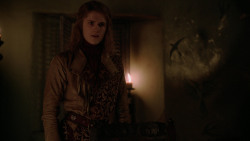 extant_GameOfThrones_2x04-GardenOfBones_4241