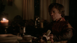 extant_GameOfThrones_2x04-GardenOfBones_4247