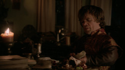 extant_GameOfThrones_2x04-GardenOfBones_4248