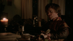 extant_GameOfThrones_2x04-GardenOfBones_4252