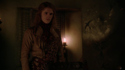 extant_GameOfThrones_2x04-GardenOfBones_4256