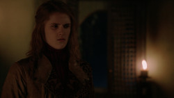 extant_GameOfThrones_2x04-GardenOfBones_4285