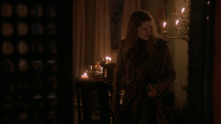 extant_GameOfThrones_2x04-GardenOfBones_4298