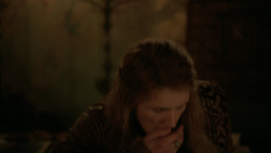 extant_GameOfThrones_2x04-GardenOfBones_4343