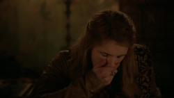 extant_GameOfThrones_2x04-GardenOfBones_4344