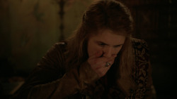 extant_GameOfThrones_2x04-GardenOfBones_4345