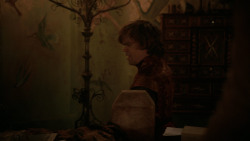 extant_GameOfThrones_2x04-GardenOfBones_4380