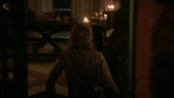 extant_GameOfThrones_2x04-GardenOfBones_4404