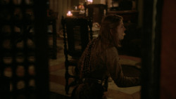 extant_GameOfThrones_2x04-GardenOfBones_4405