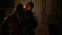 extant_GameOfThrones_2x04-GardenOfBones_4407