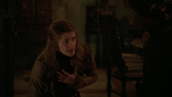 extant_GameOfThrones_2x04-GardenOfBones_4415