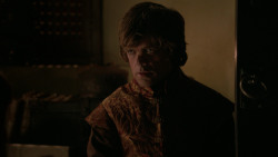 extant_GameOfThrones_2x04-GardenOfBones_4436
